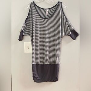 NWT Ventti Gray & Silver Striped Tunic /Dress